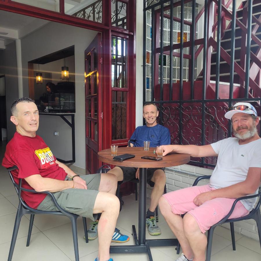 Kanaq Hotel Tours Leticia Zewnętrze zdjęcie