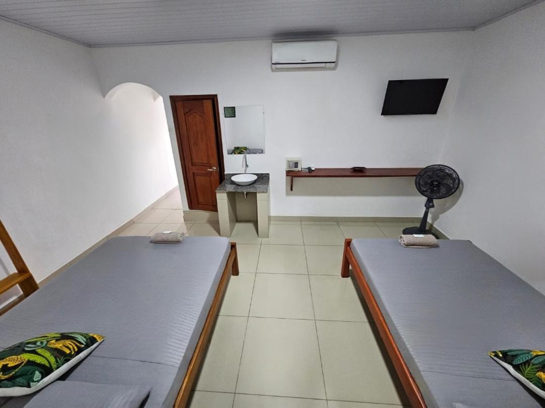 Kanaq Hotel Tours Leticia Zewnętrze zdjęcie