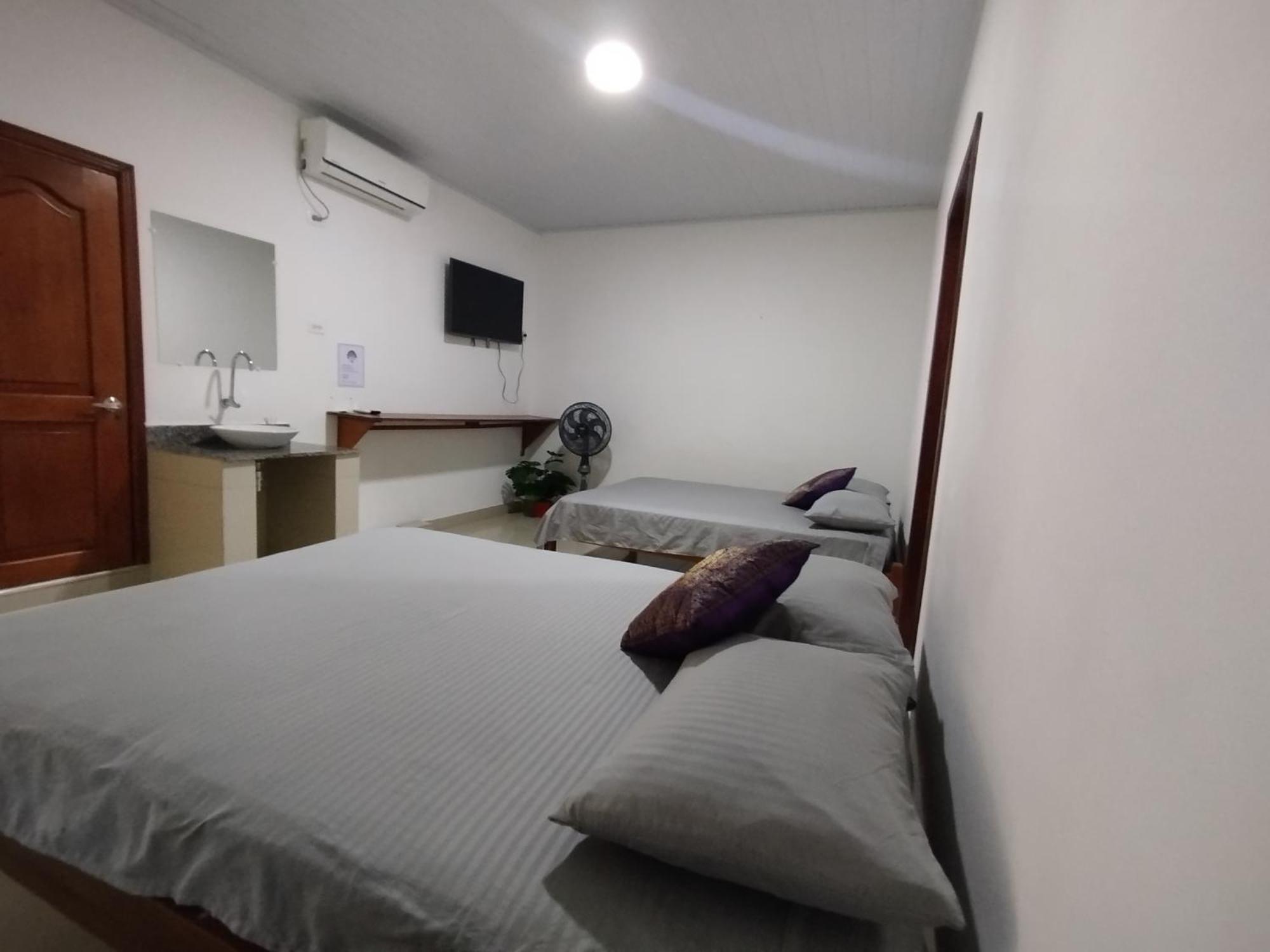 Kanaq Hotel Tours Leticia Zewnętrze zdjęcie